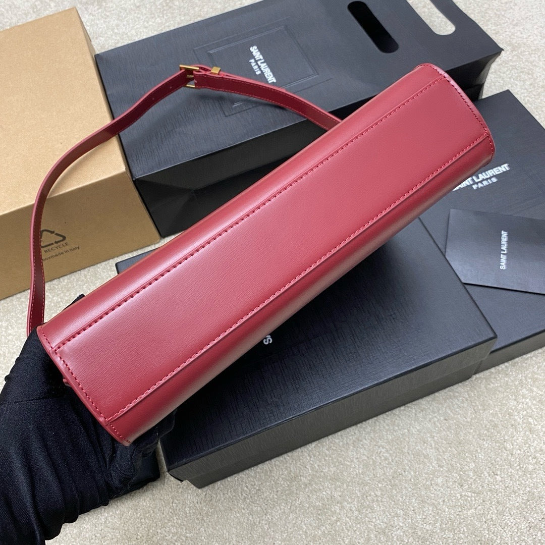 Saint Laurent Manhattan Small Shoulder Bag  Red Ferragens Douradas