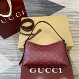 Gucci GG Emblem Small Shoulder Bag Bôrdo