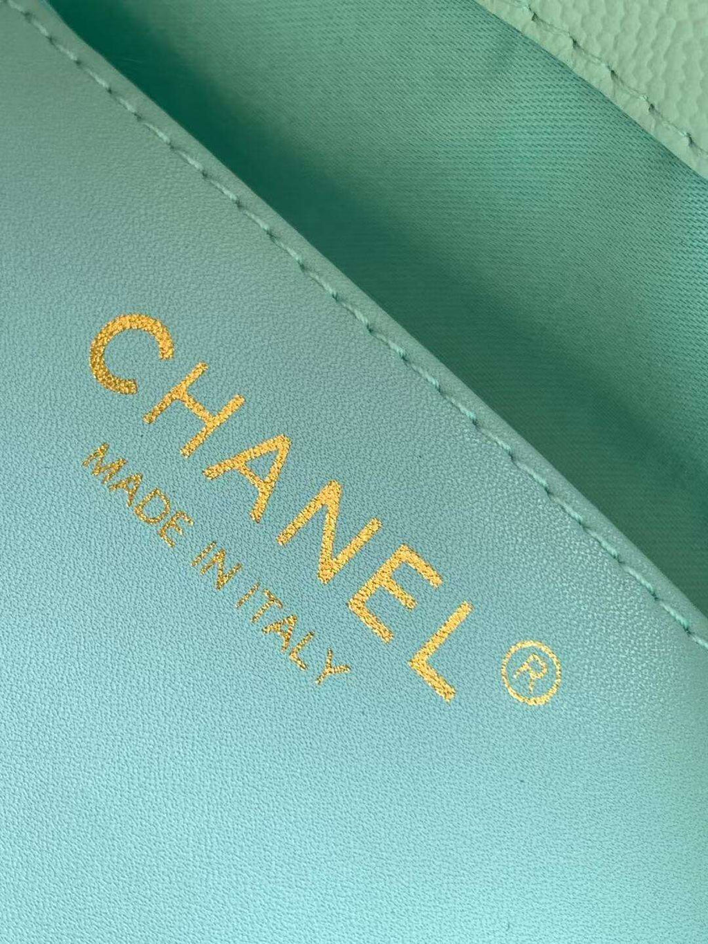 Bolsa Hobo  Chanel 25 Handbag Small