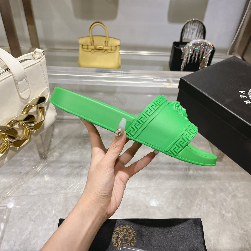 Versace Medusa Slide Borracha Verde.
