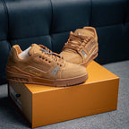 LV Trainer Brown.