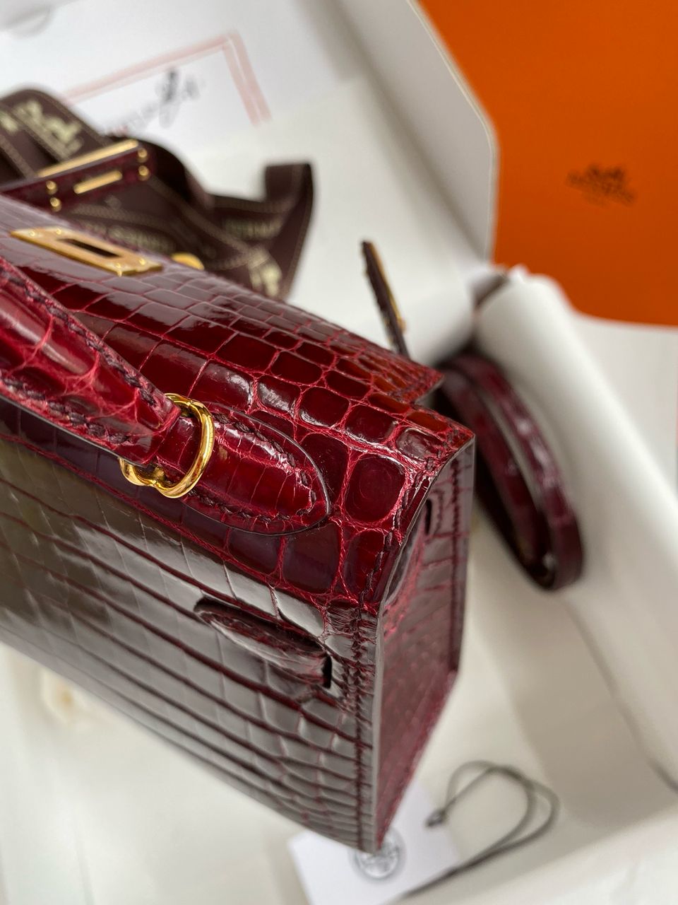 Hermes Burgundy Crocodile Gold Hardware Kelly Sellier