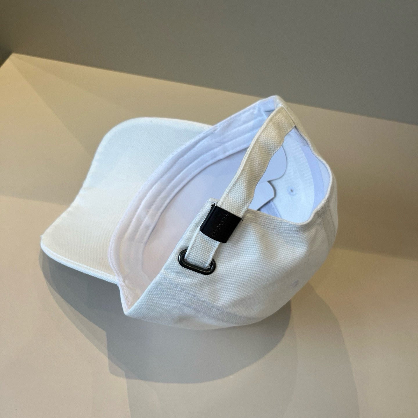 Boné Balenciaga white