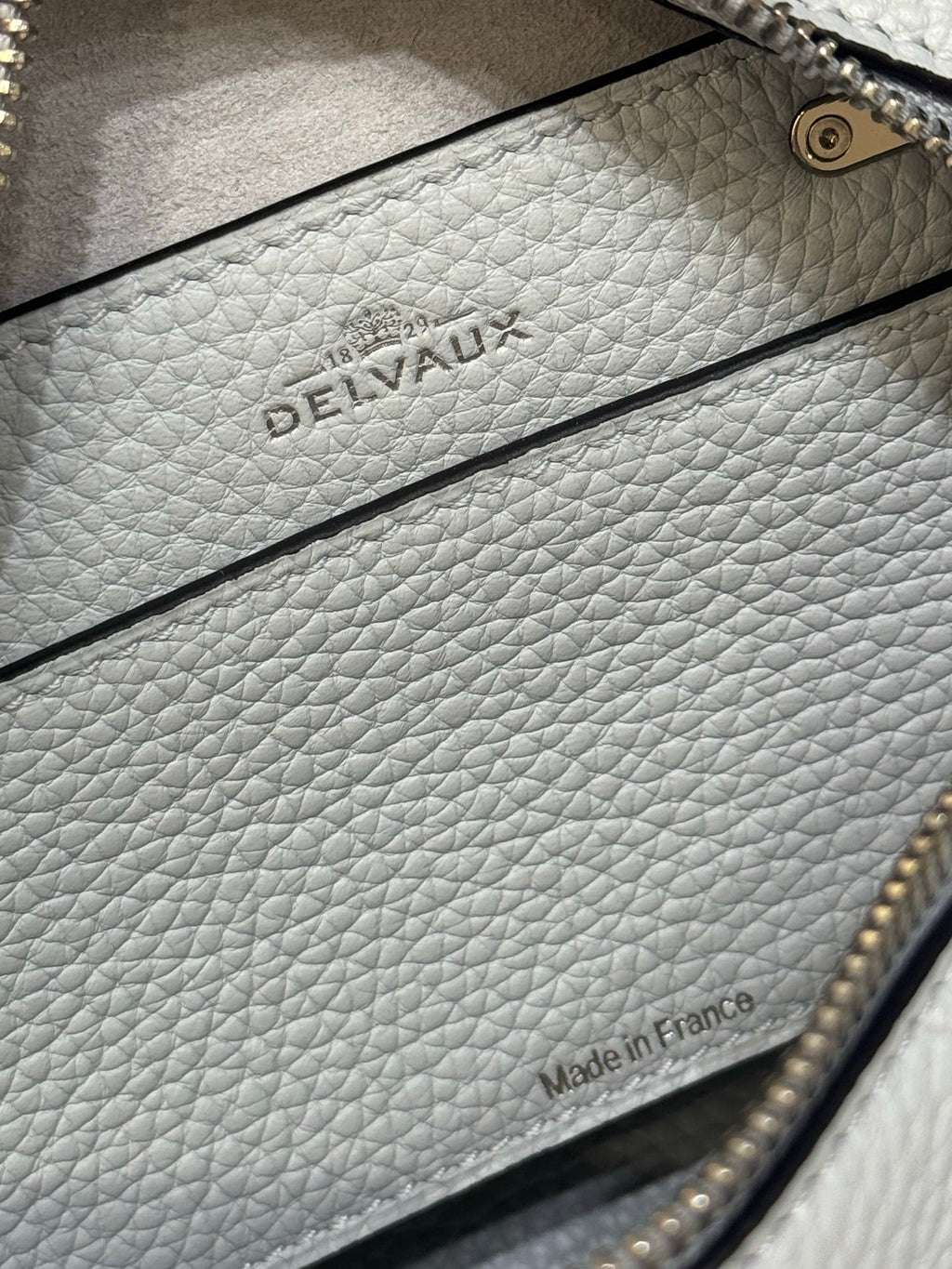 Delvaux Cool Box Mini Bohème White / Black