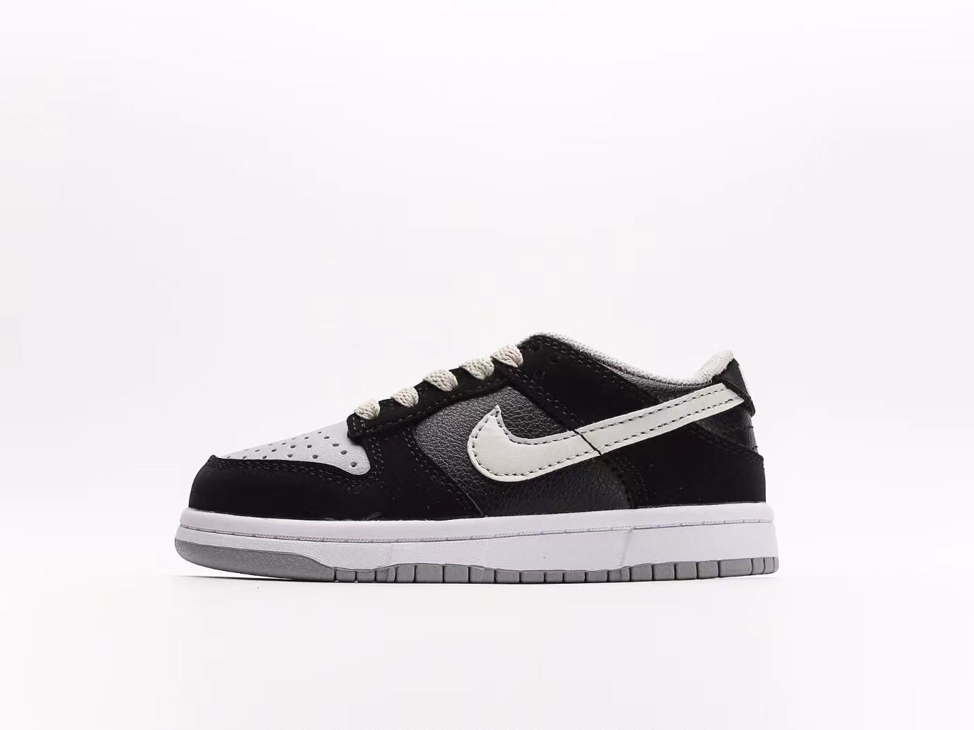 Nike SB Dunk Low  Black White Grey Infantil