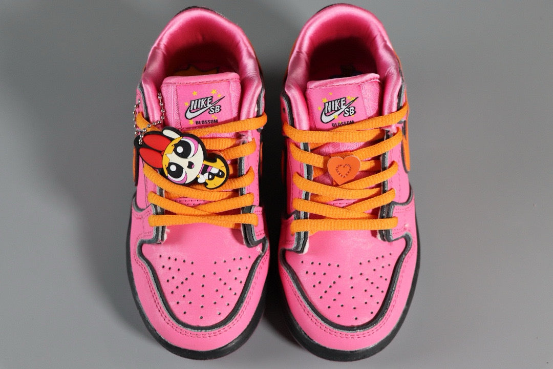 Nike SB Dunk Low The Powerpuff Girls Blossom Infantil