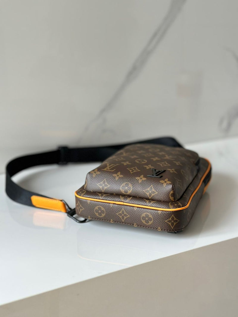 Avenue Sling Bag