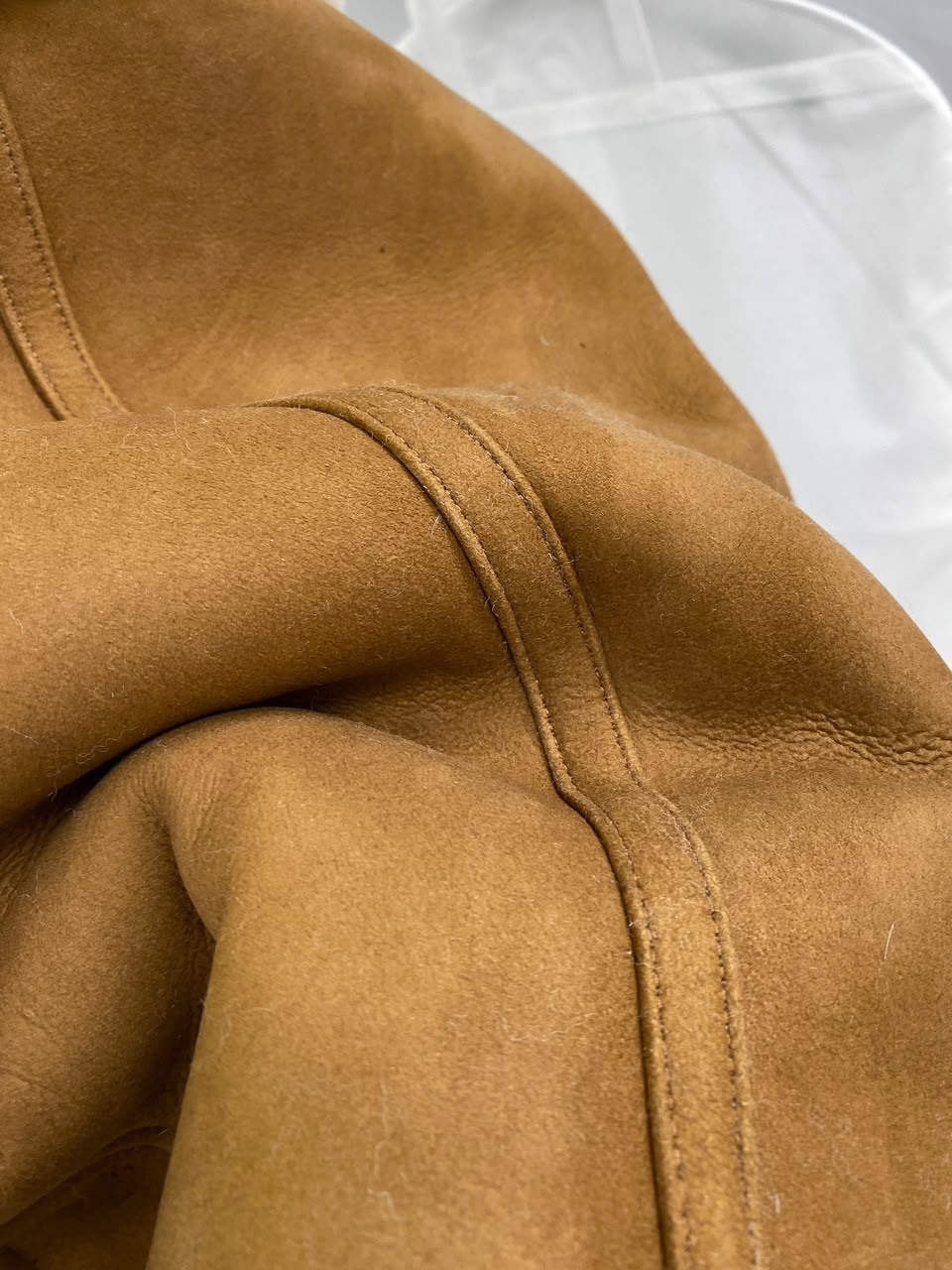Jaqueta Estilo Bomber Camurça Com Forro Gola Pele (Shearling)