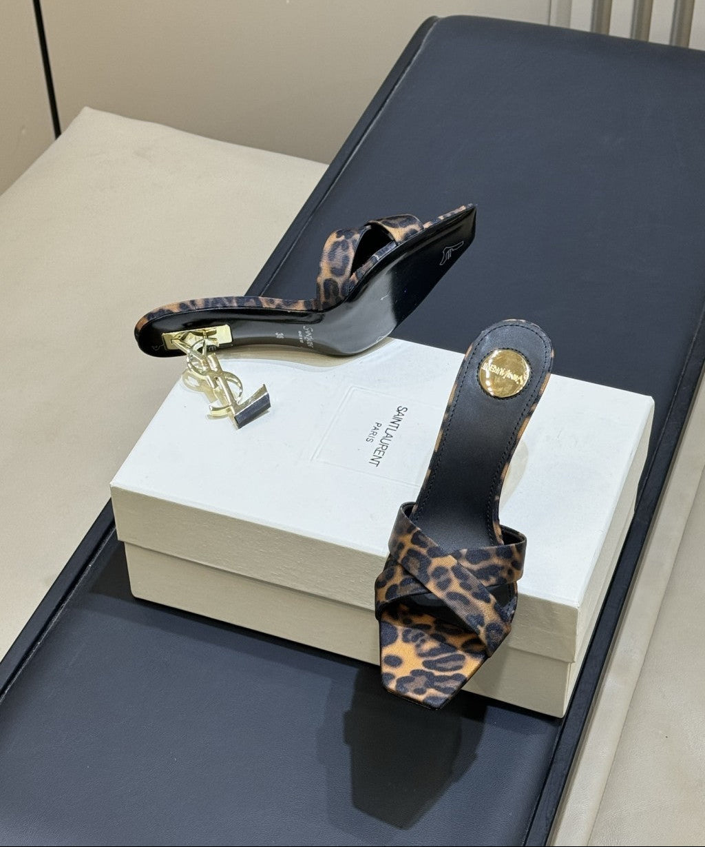 Saint Laurent  Mules Opyum Em Crepe De Cetim Estampa de Leopardo