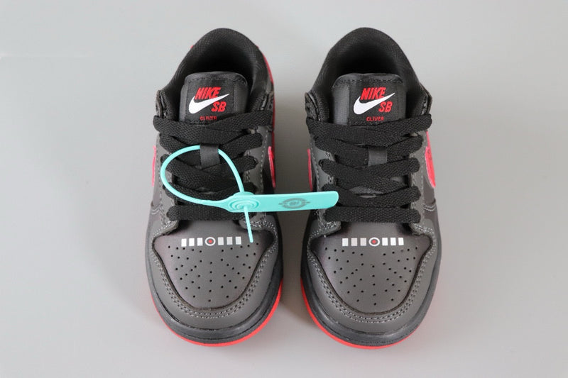 Nike Dunk Low Batman infantil