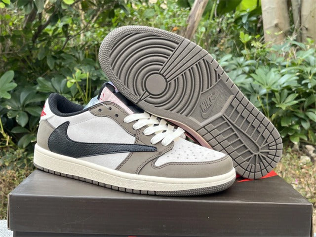 Air Jordan 1 Low Travis Scott OG Sp DM7866-717 .