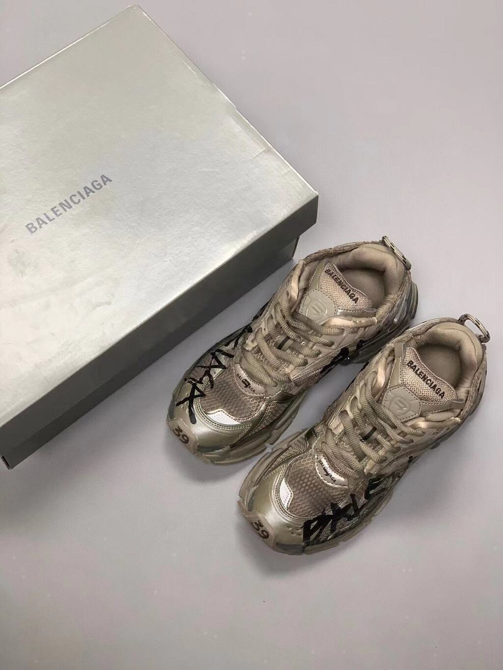 BALENCIAGA Runner Grafitti Sneakers