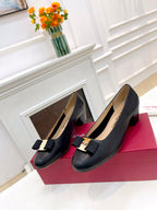 Ferragamo Vara Pump Salto Bloco Baixo Black