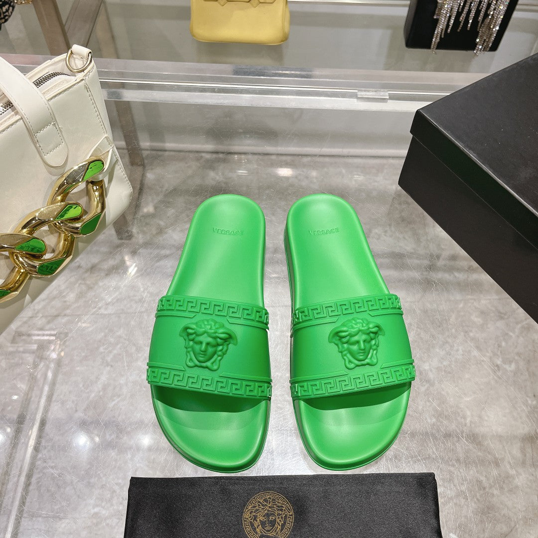 Versace Medusa Slide Borracha Verde.