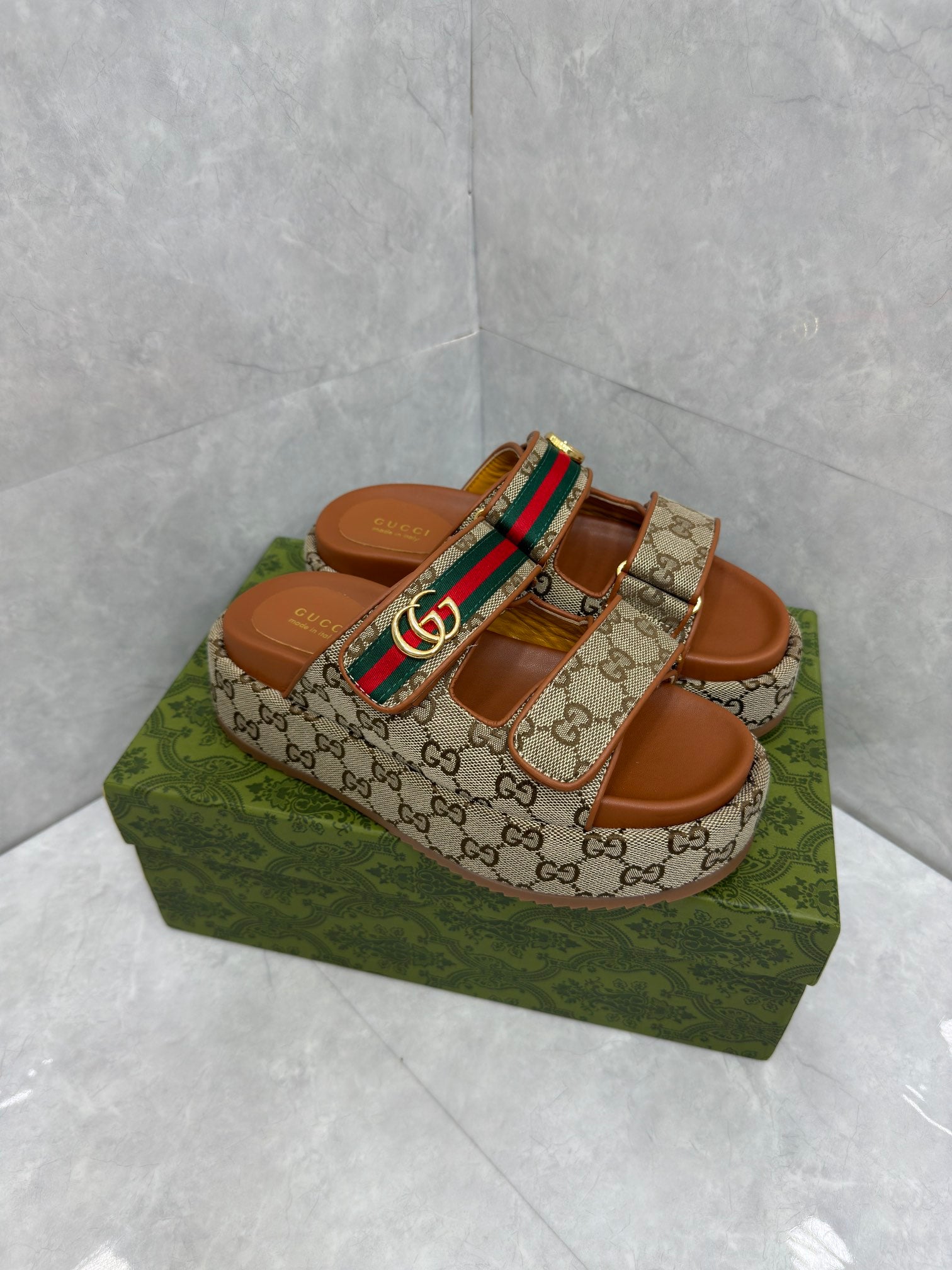 GUCCI - Sandálias – Manfrim Store