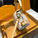 Bolsa Saumur BB Canvas Monogram