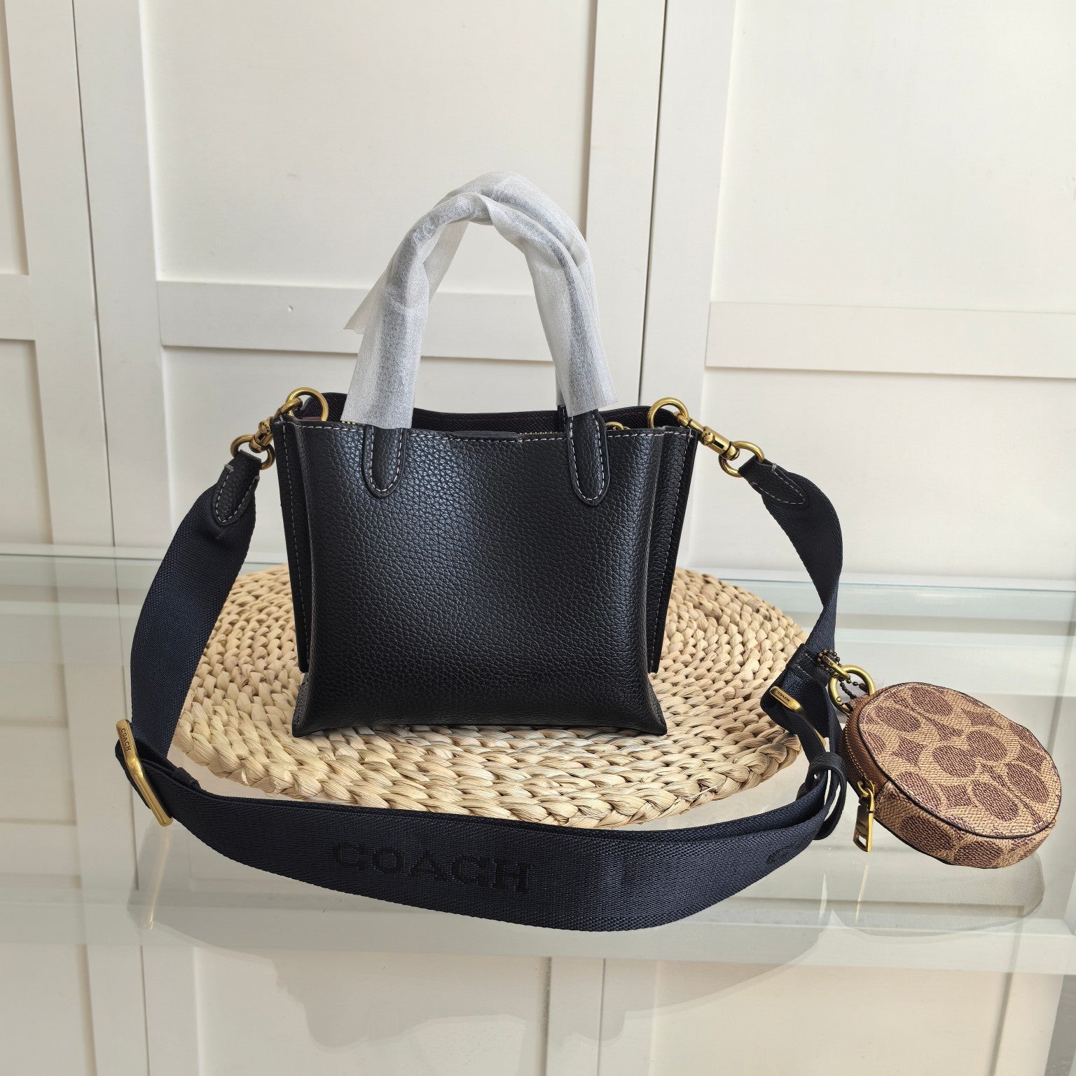 Coach Willow Tote 24 Pebble Leather Black Ferragens Douradas