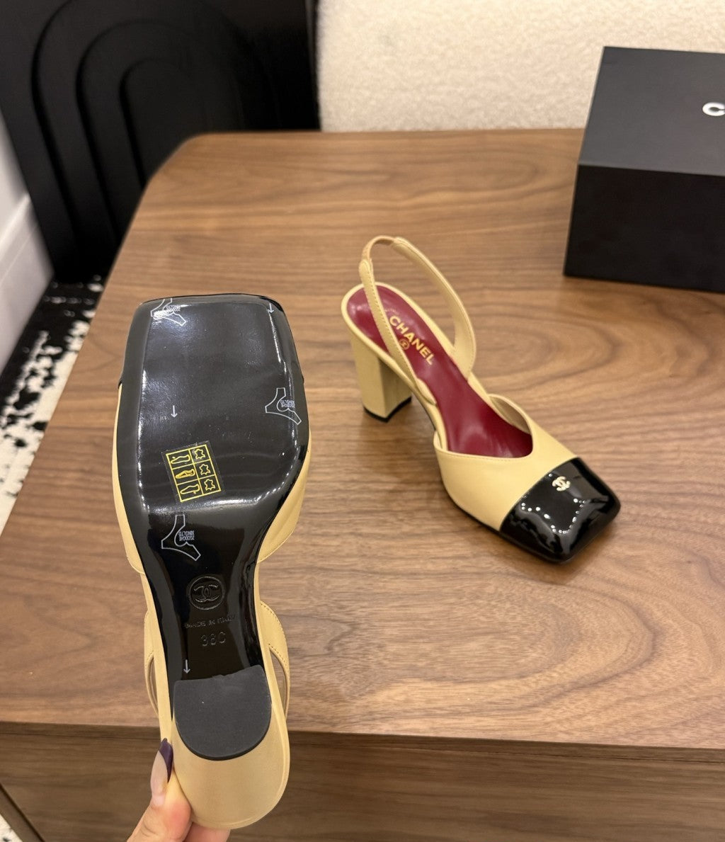 Chanel Slingback Block  Heel Nude & Black  Patent. Salto 9 cm.
