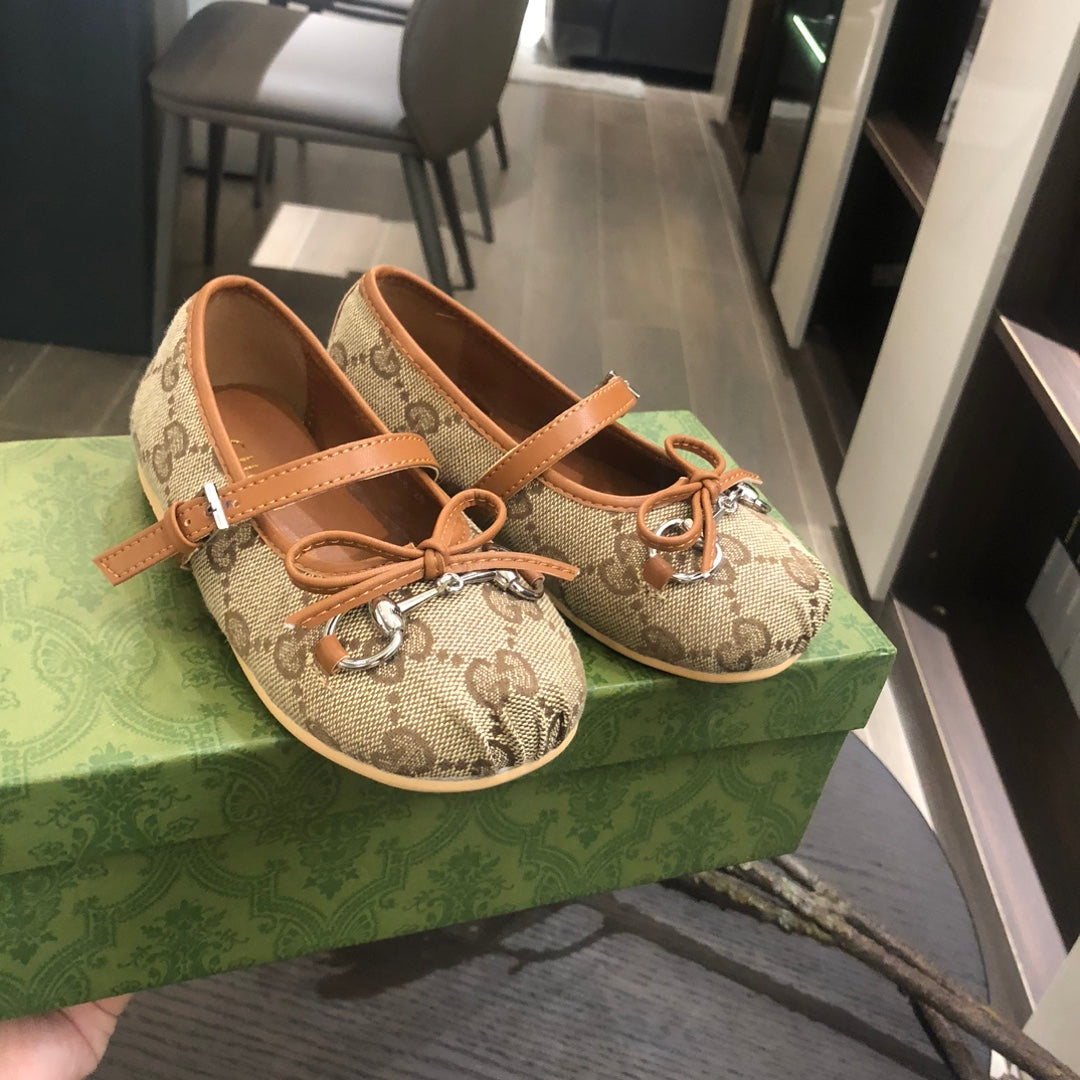 Sapatilha Gucci GG Canvas Marrom Infantil