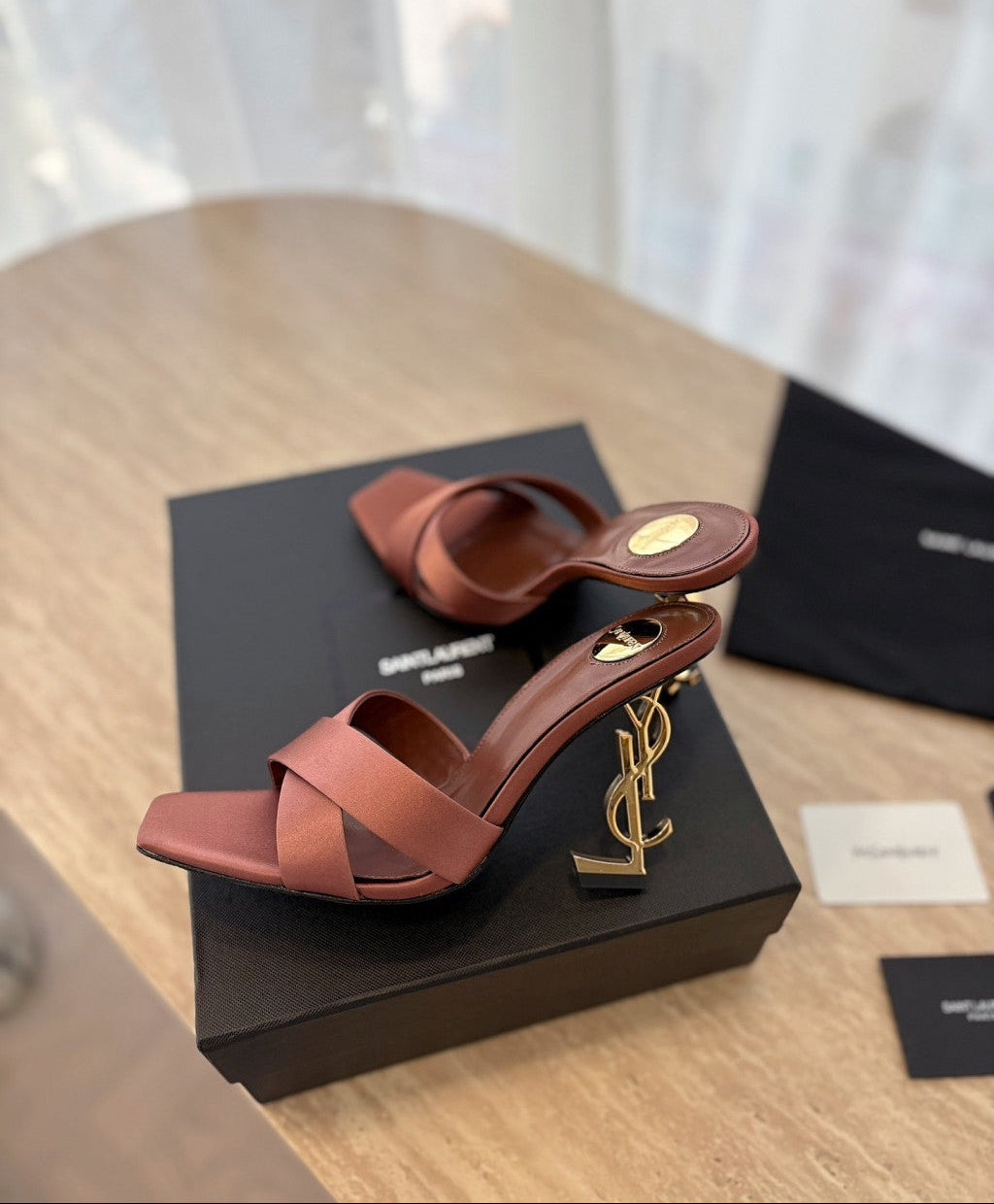 Saint Laurent  Mules Opyum Em Crepe De Cetim Manioc Brown