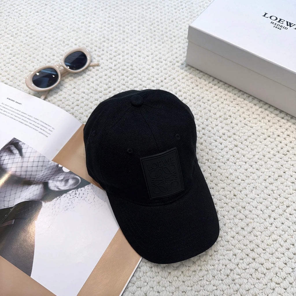 Boné Loewe