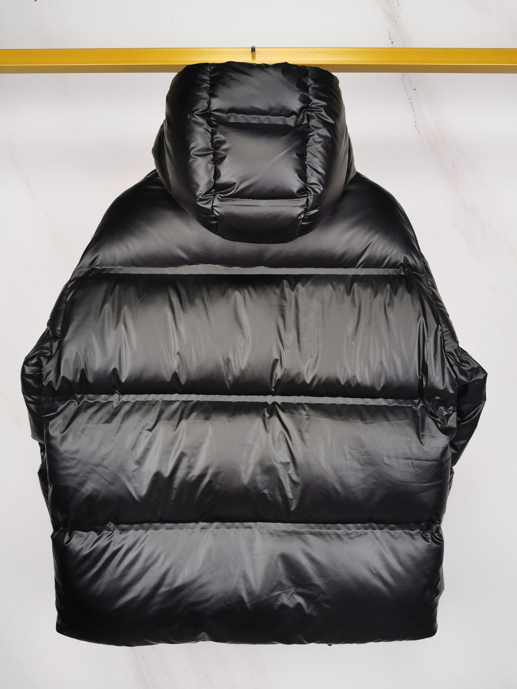 Jaqueta Down Puffer Prada.