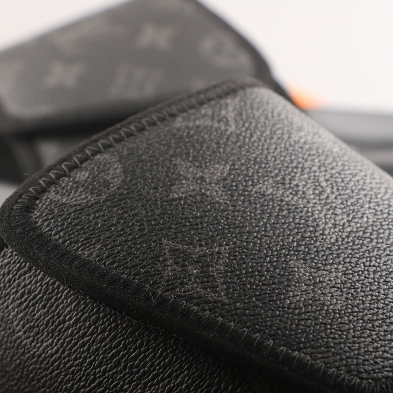 Chinelo Slide NBA Black Monogram