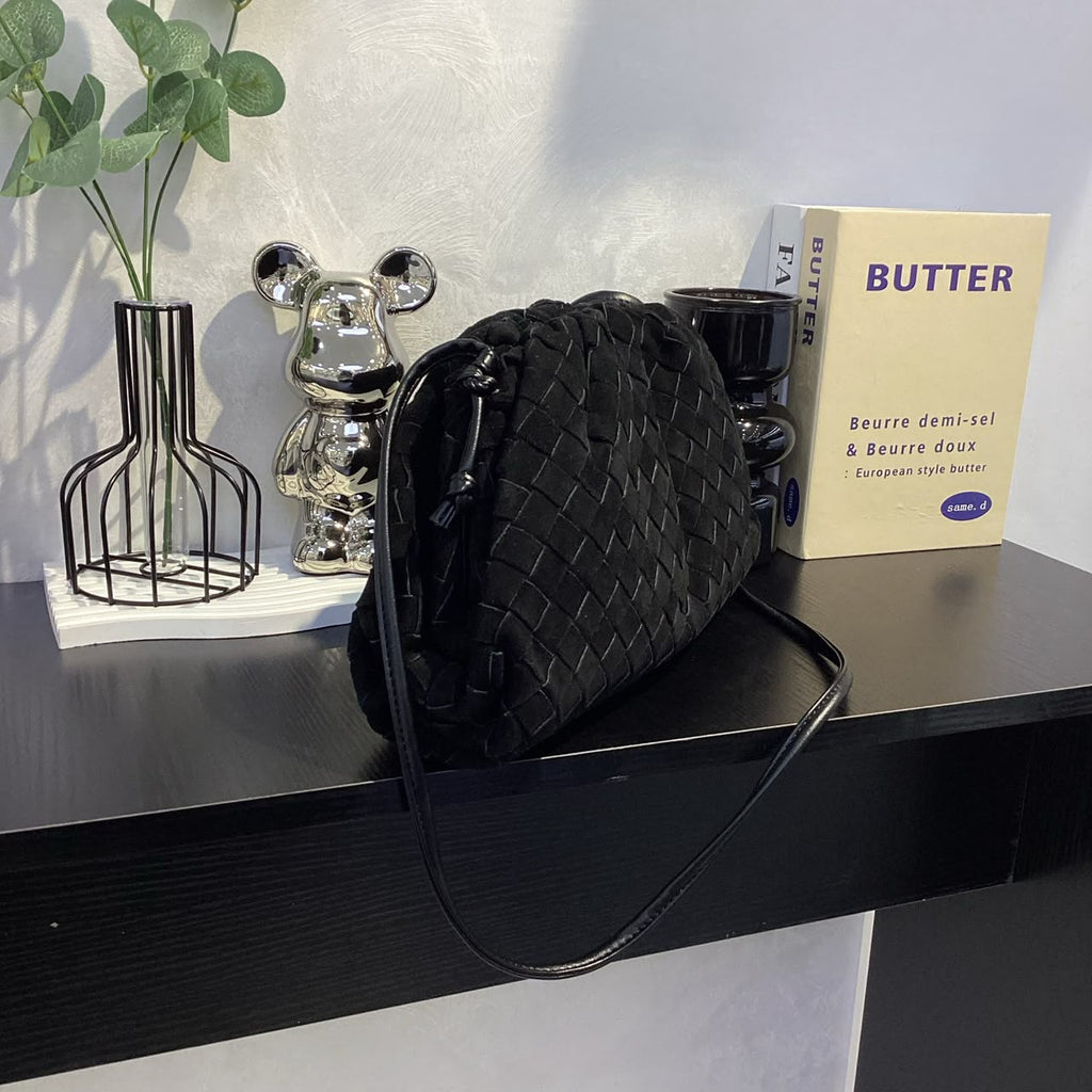 Bottega Veneta  The Mini Pouch Bag Black