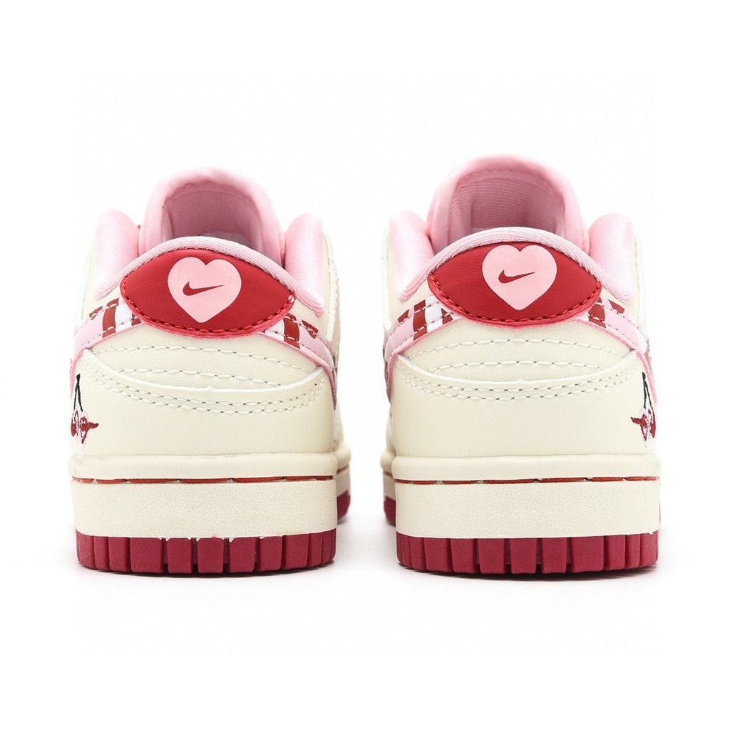 Nike SB Dunk Low Pro "Cherry Day / Valentine's Day Infantil