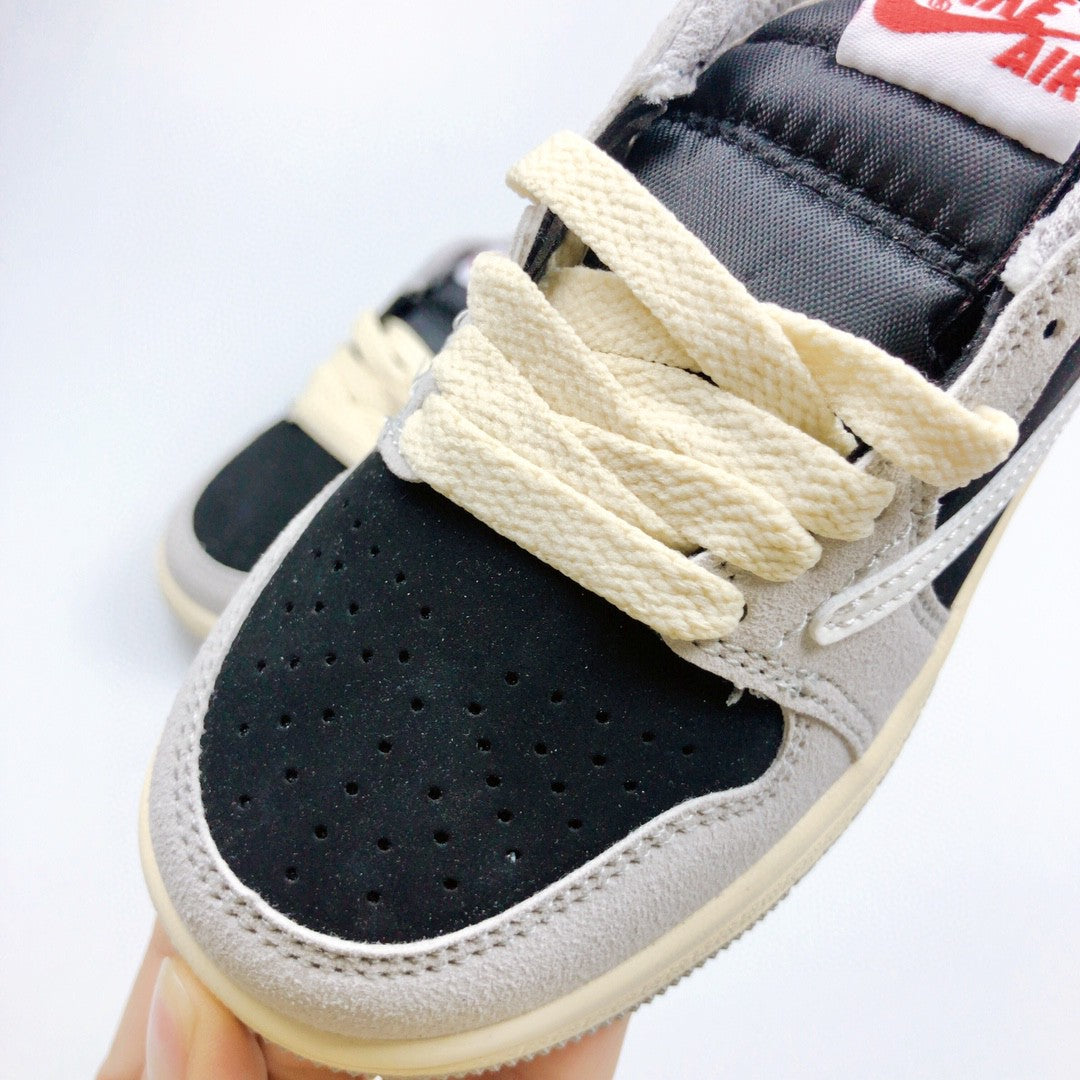 Jordan 1 Retro  x Travis Scott Beige Infantil