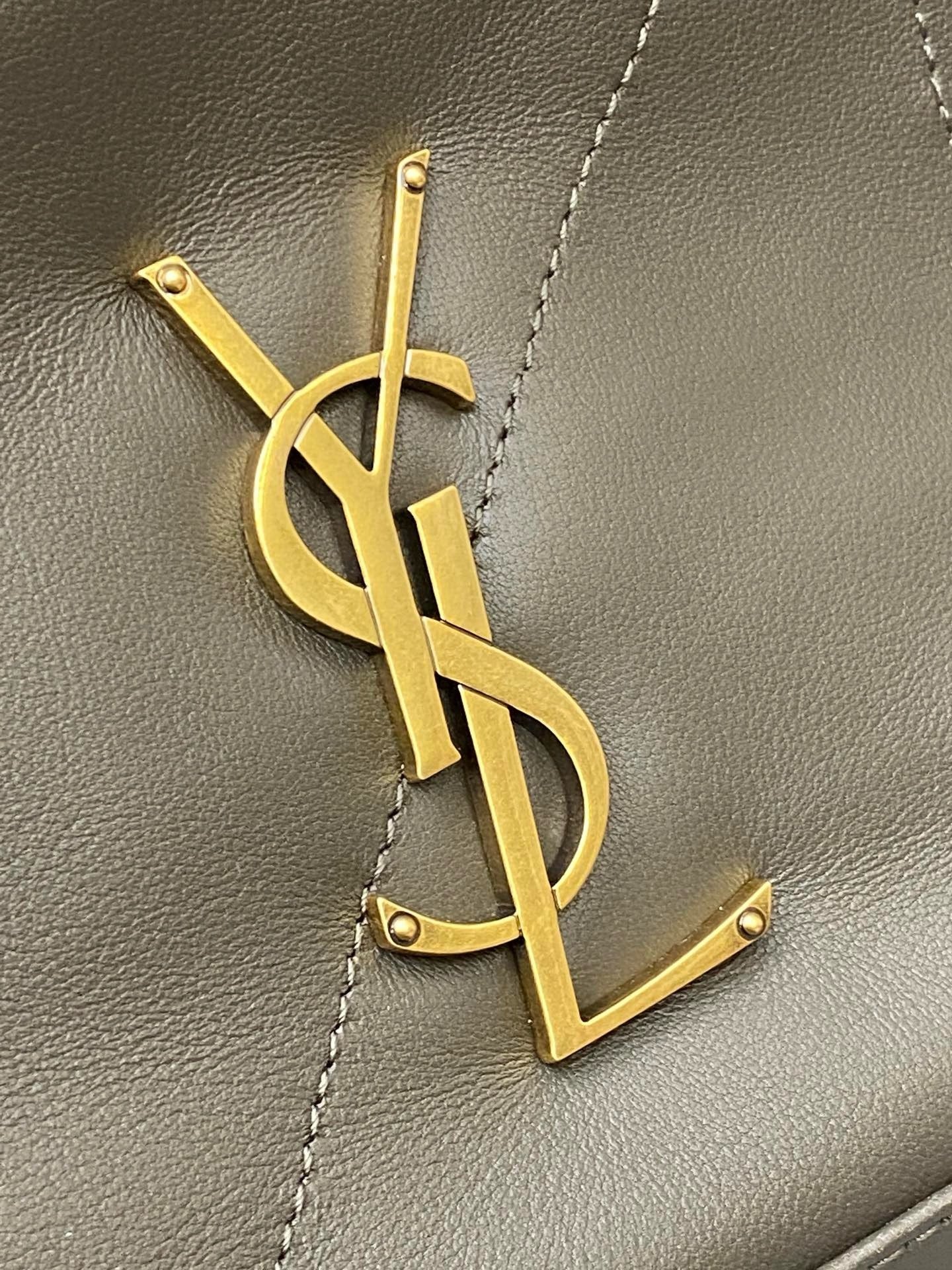 Saint Laurent Shopping Jamie 4.3 Quilted Bag army green Ferragens Douradas