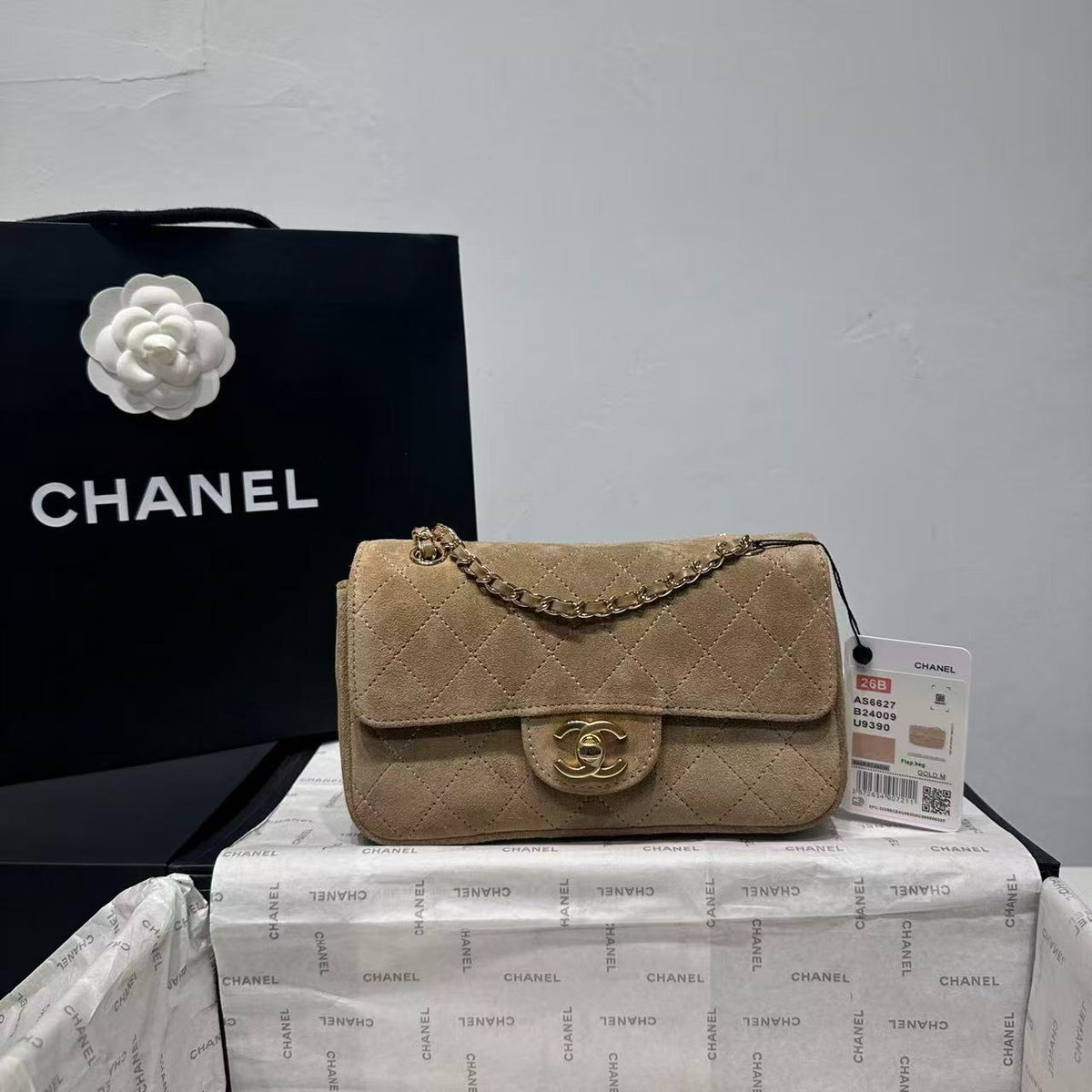 Chanel Classic Double Flap Suede Bege