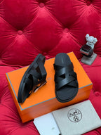 Izmir sandal Hermès Saudi Arabia.