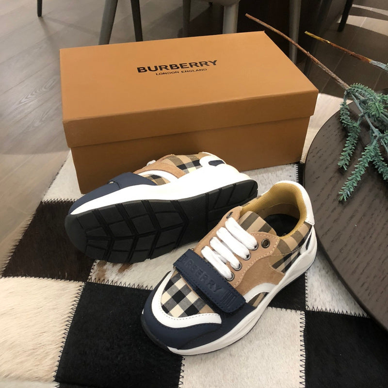 Burberry Vintage Infantil