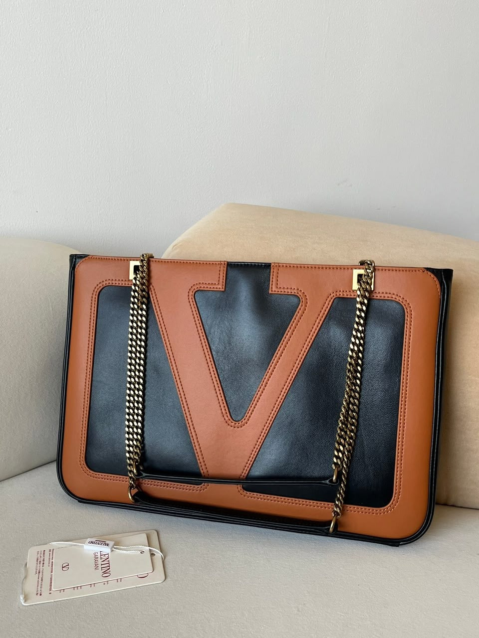 Valentino Garavani  Viva Superstar Maxi VLogo Signature