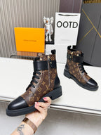 Louis Vuitton Wonderland Monogram Flat Ranger