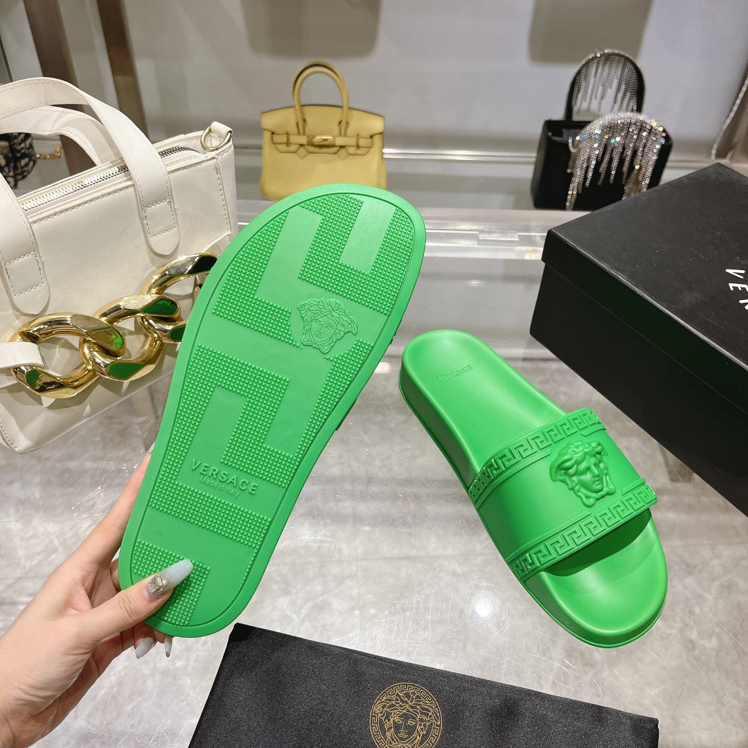 Versace Medusa Slide Borracha Verde.
