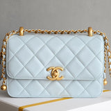 Chanel Mini Flap Bag com alça Pearl Crush