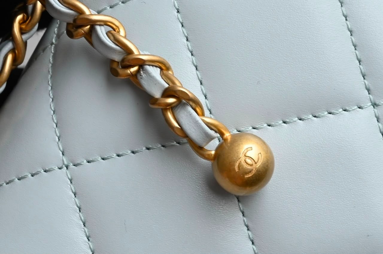 Chanel Mini Flap Bag com alça Pearl Crush