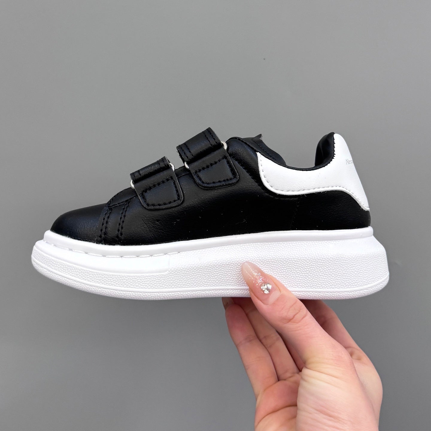 Tênis Alexander McQueen Black and White Infantil