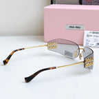 Óculos de sol Miu Miu Runway Gold Grey Lens .