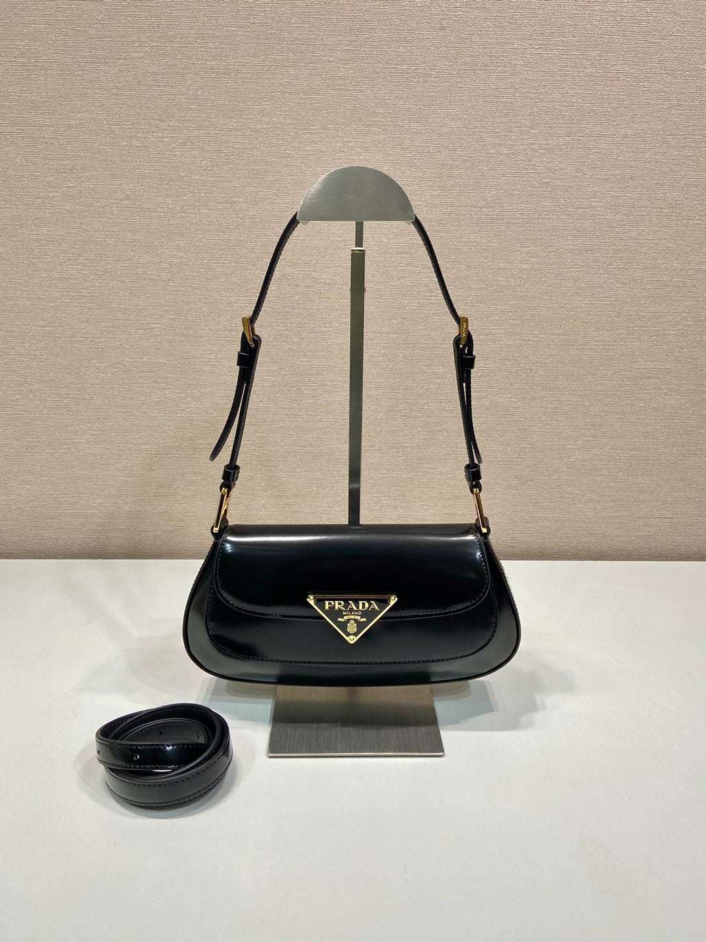 Prada Cleo
