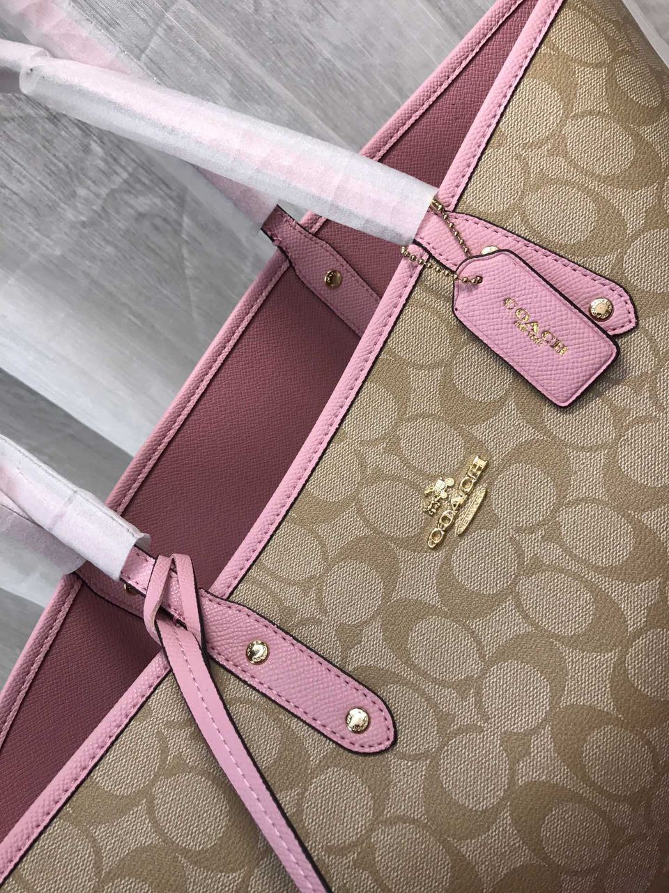 Coach City Tote Signature Canvas Khaki