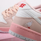 NIKE SB DUNK LOW PINK PIGEON