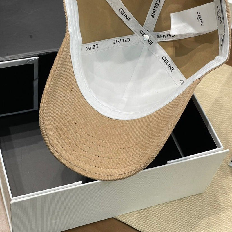Boné Celine