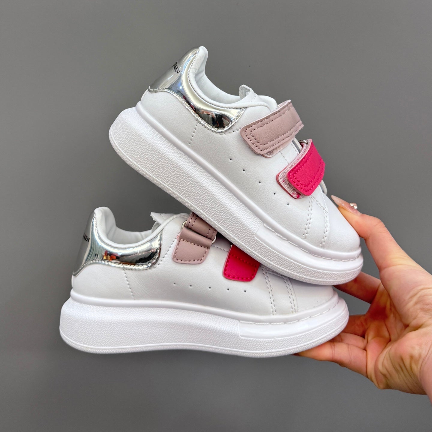 Tênis Alexander McQueen White with Pink Infantil