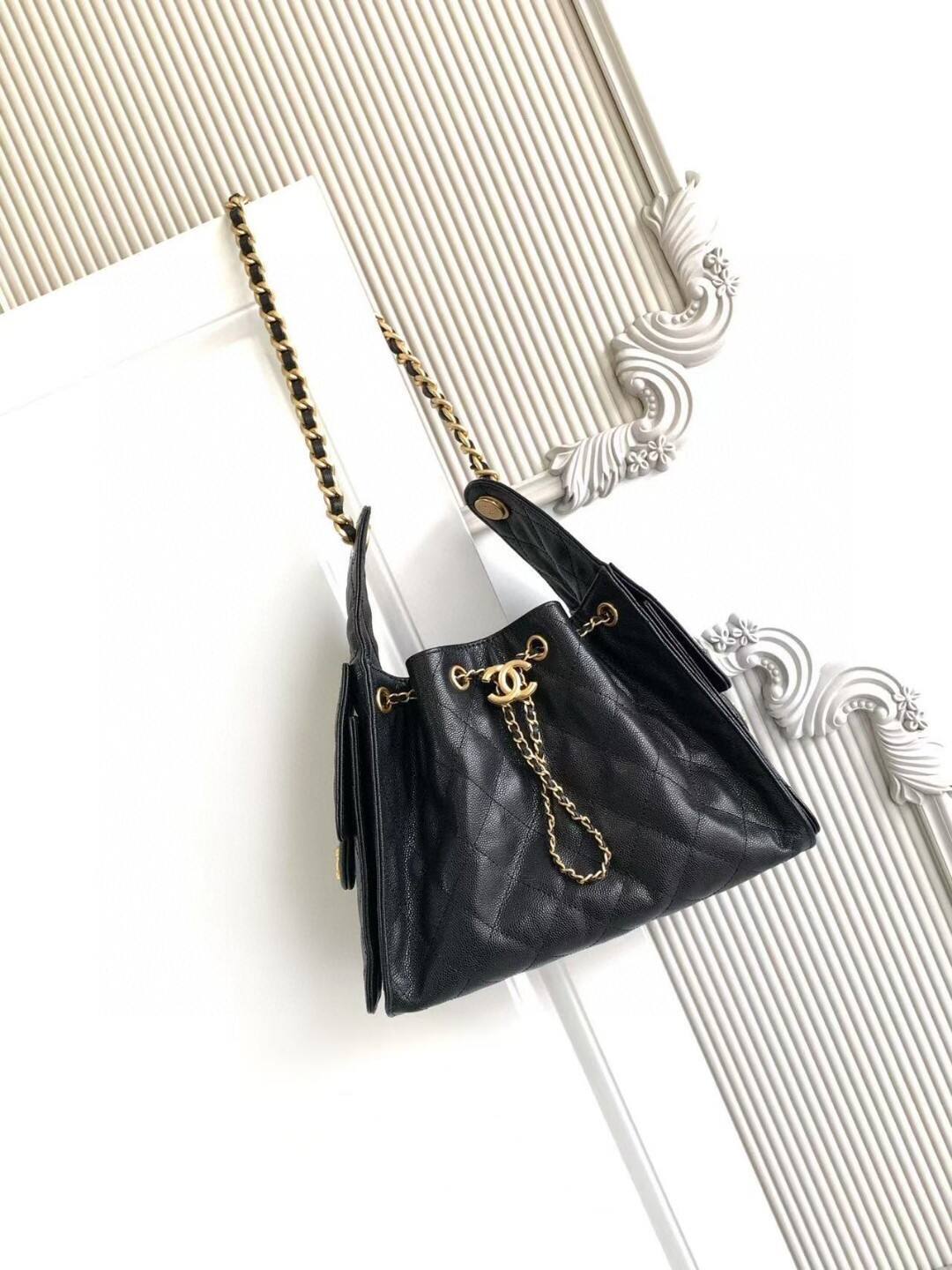 Bolsa Hobo  Chanel 25 Black