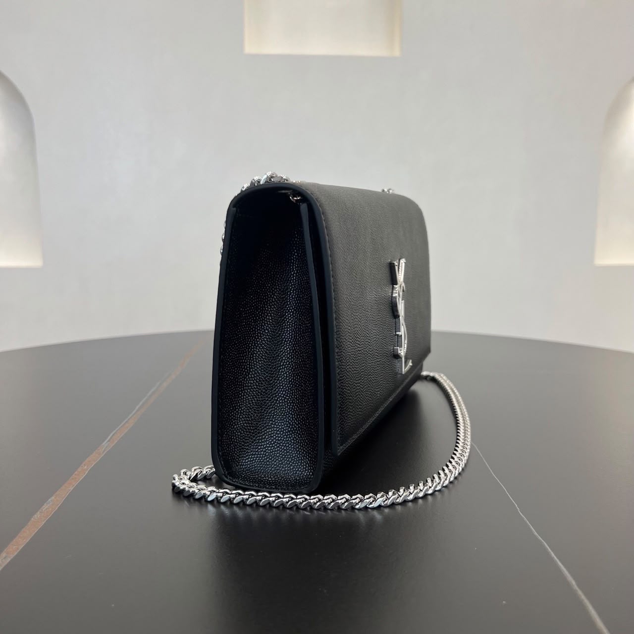 Saint Laurent Kate Chain Bag Black Ferragens Prata