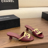 Chanel Interlocking CC Heeled Mules Burgundy & Beige. Salto 5 cm.