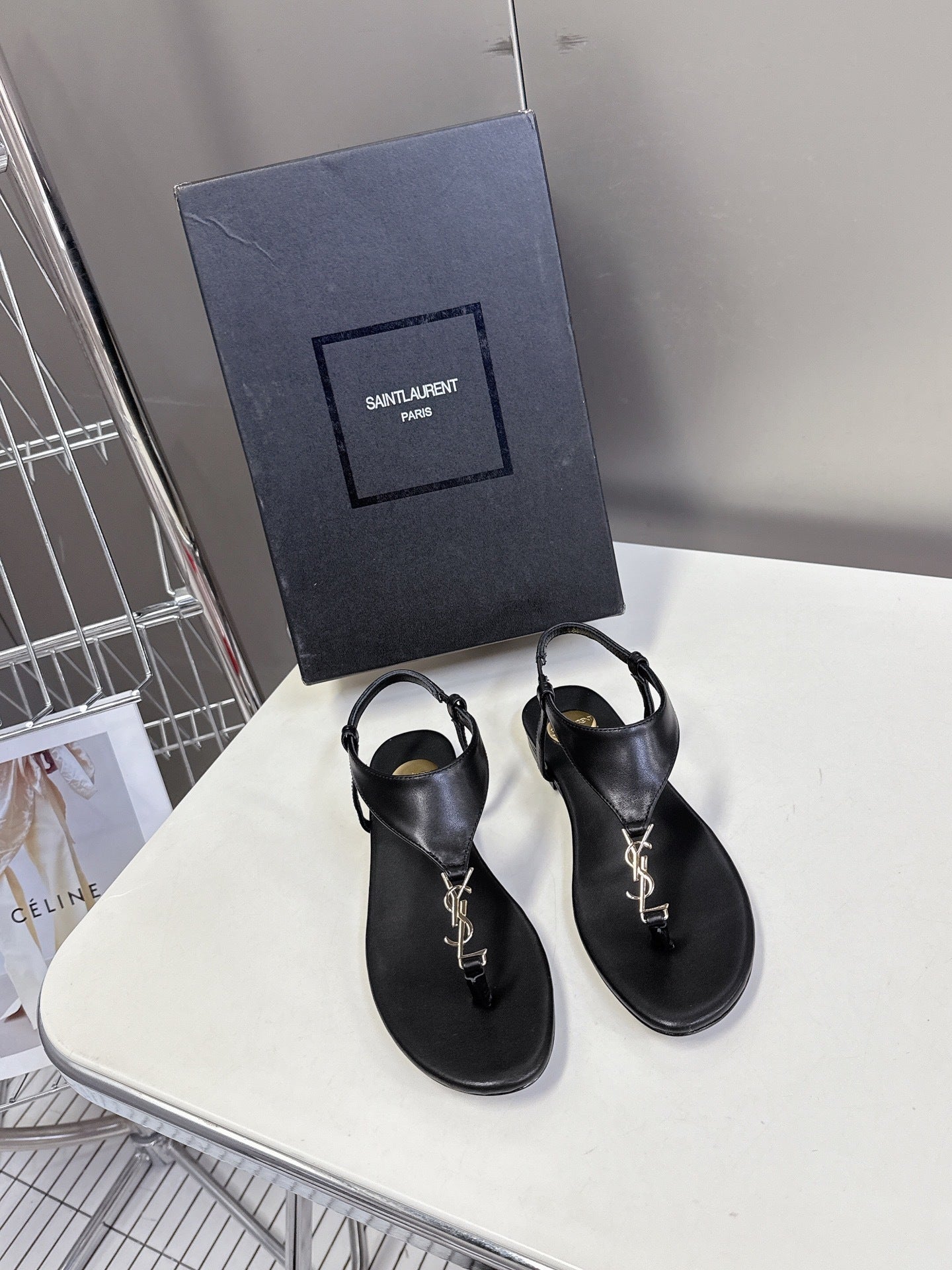 Saint Laurent Sandalia cassandra black
